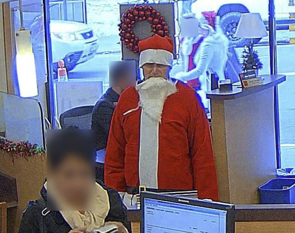 Here Are Photos of That Dude in a Santa Suit Robbing S.F. Bank