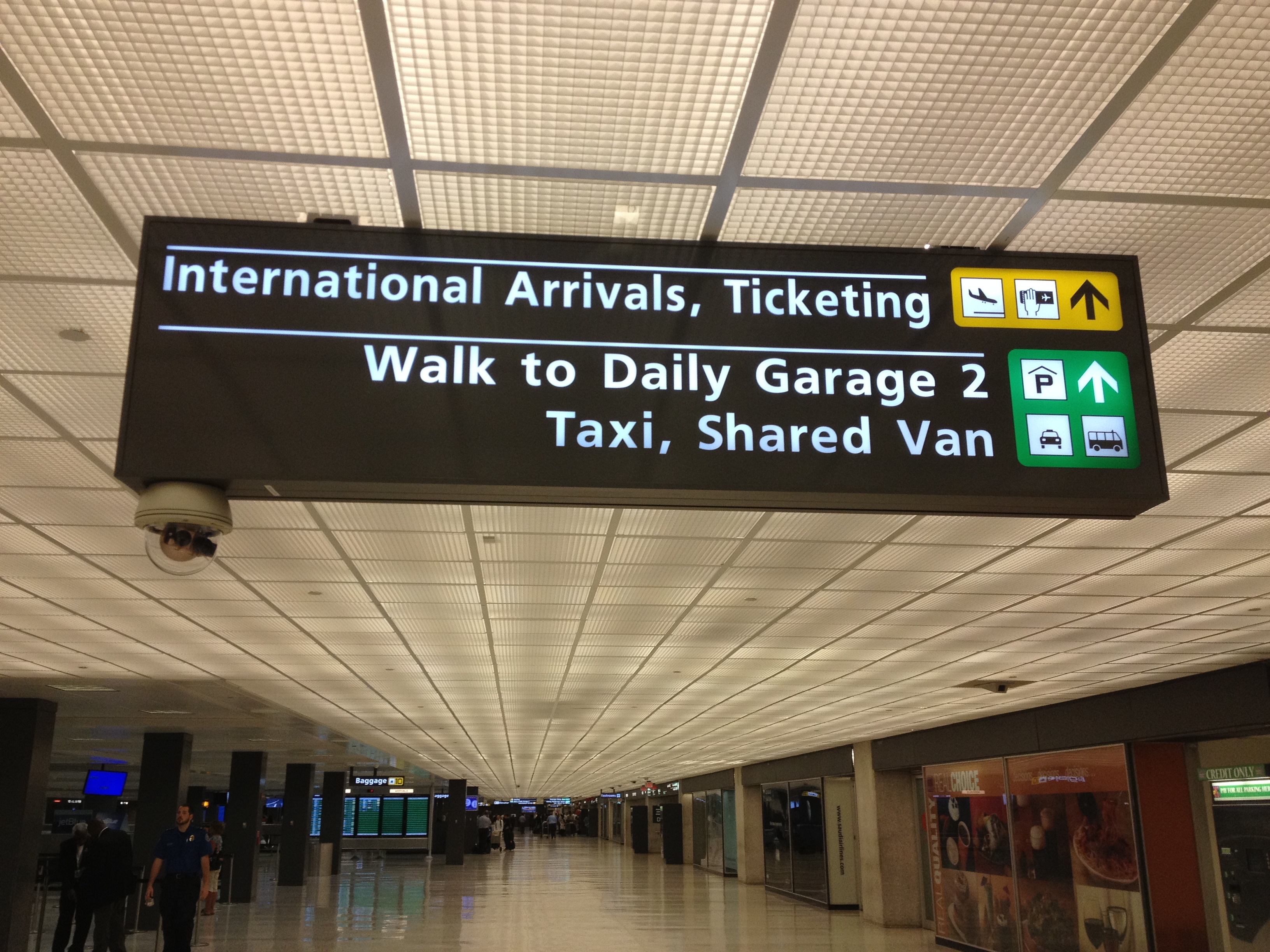 Dulles International Airport (IAD), Washington DC